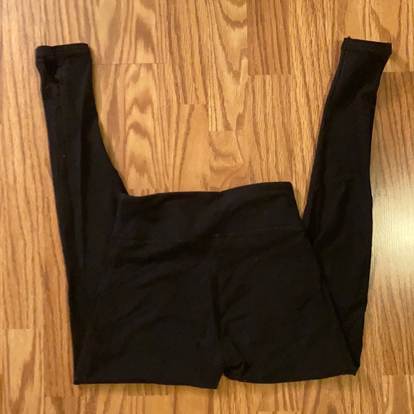 VS Sport leggings - Picture 3 of 4